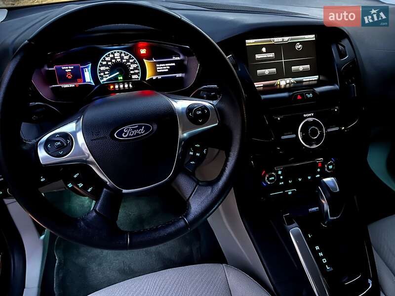 Хэтчбек Ford Focus 2012 в Луцке
