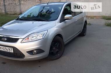 Хэтчбек Ford Focus 2010 в Сумах