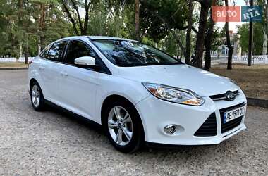 Седан Ford Focus 2014 в 