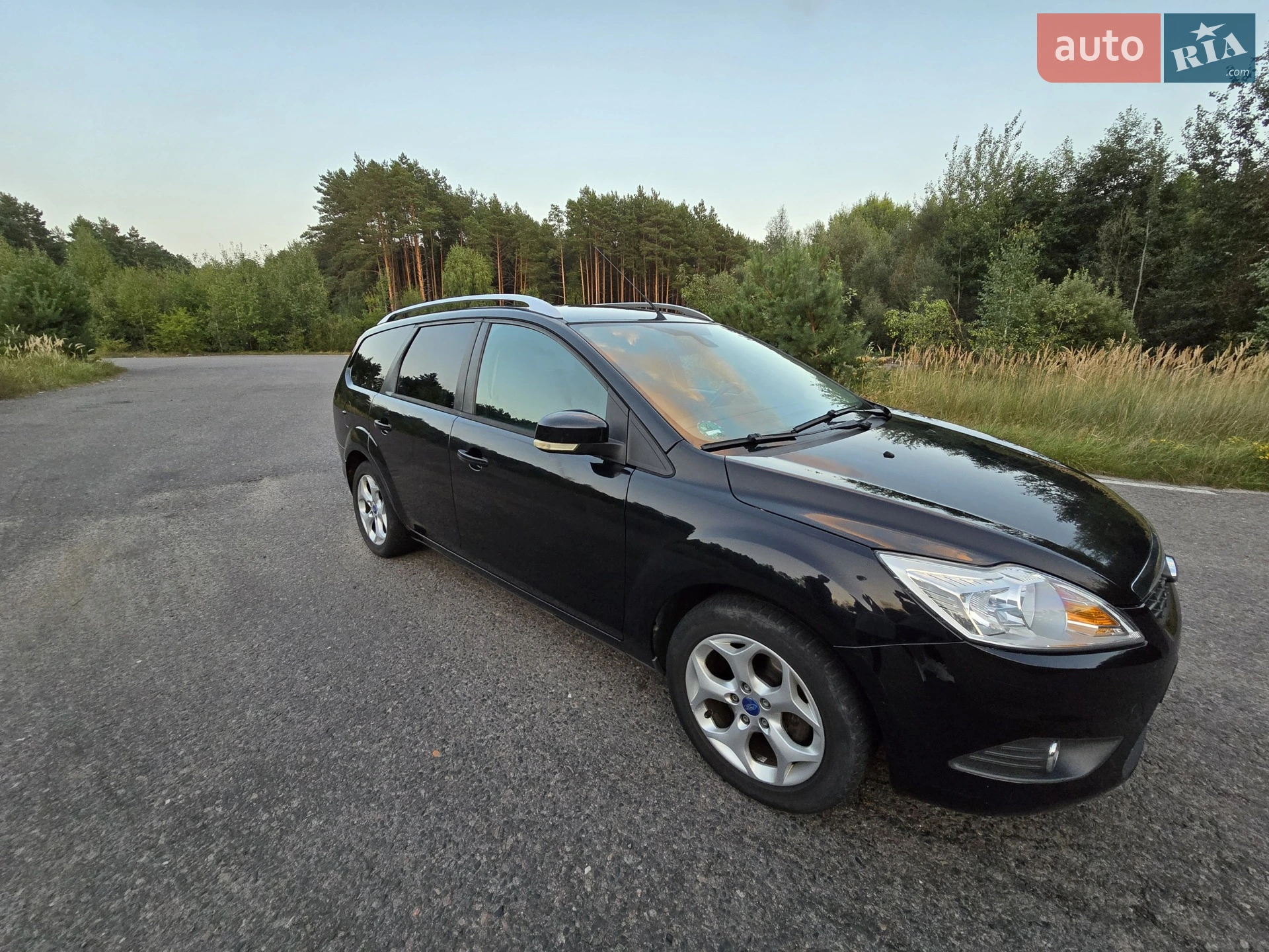 2010 Ford Focus - мініатюра 15
