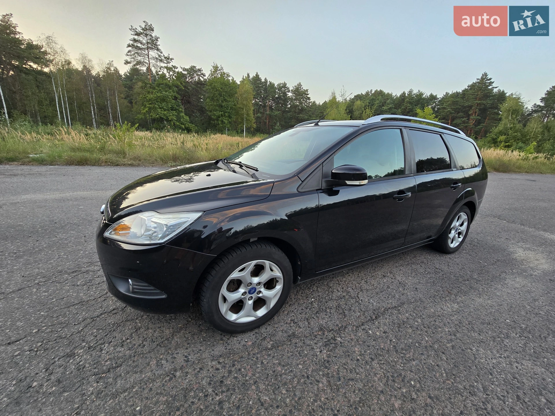 2010 Ford Focus - мініатюра 16