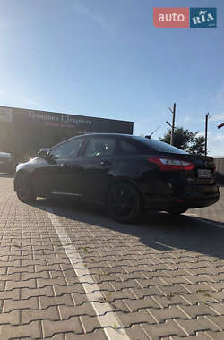 Седан Ford Focus 2013 в 