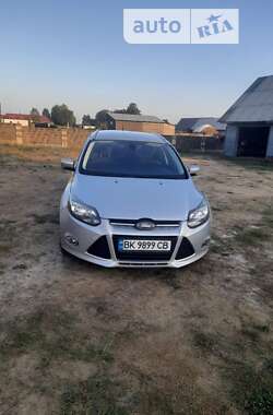 Универсал Ford Focus 2012 в Рокитном