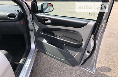 Универсал Ford Focus 2010 в 
