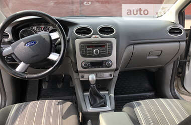 Универсал Ford Focus 2010 в 