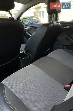 Хетчбек Ford Focus 2014 в 