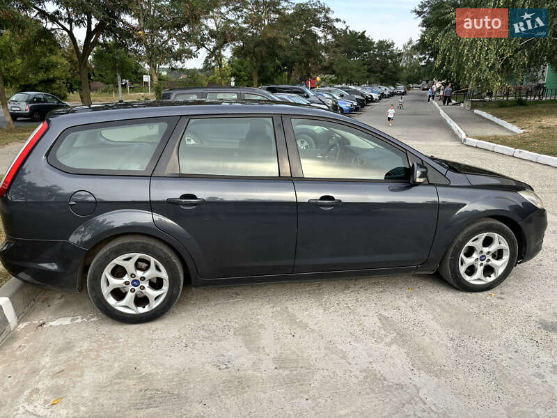 Универсал Ford Focus 2010 в Вараше