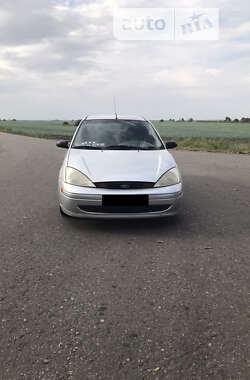 Седан Ford Focus 2000 в Барышевке