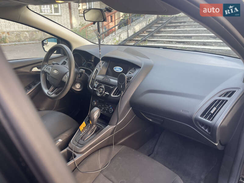 Седан Ford Focus 2017 в Львове