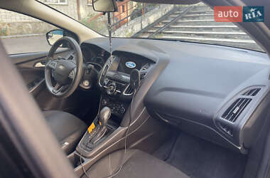 Седан Ford Focus 2017 в 