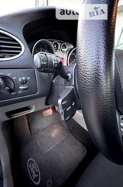 Седан Ford Focus 2008 в Києві