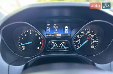 Седан Ford Focus 2015 в Чернигове