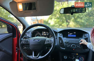 Седан Ford Focus 2015 в Чернигове