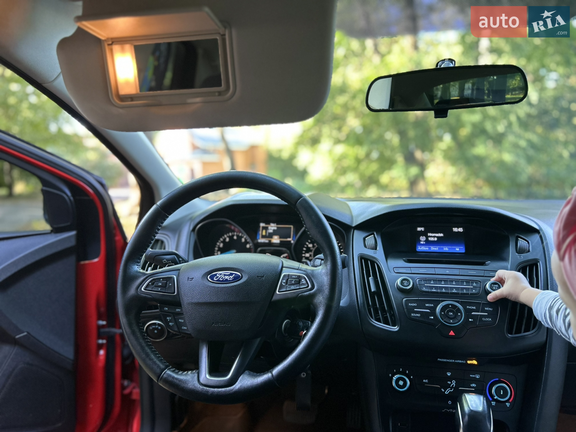 2015 Ford Focus - мініатюра 21