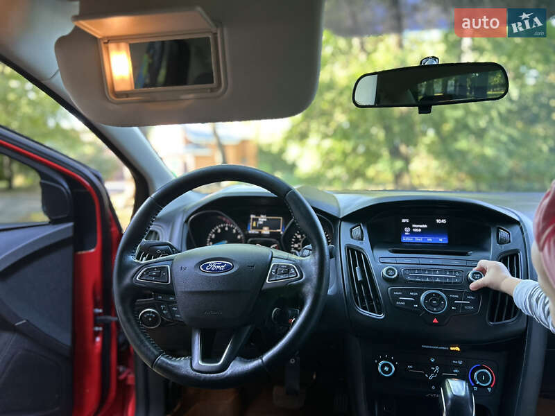 Седан Ford Focus 2015 в Чернигове фото 21 Седан Ford Focus 2015 в Чернигове