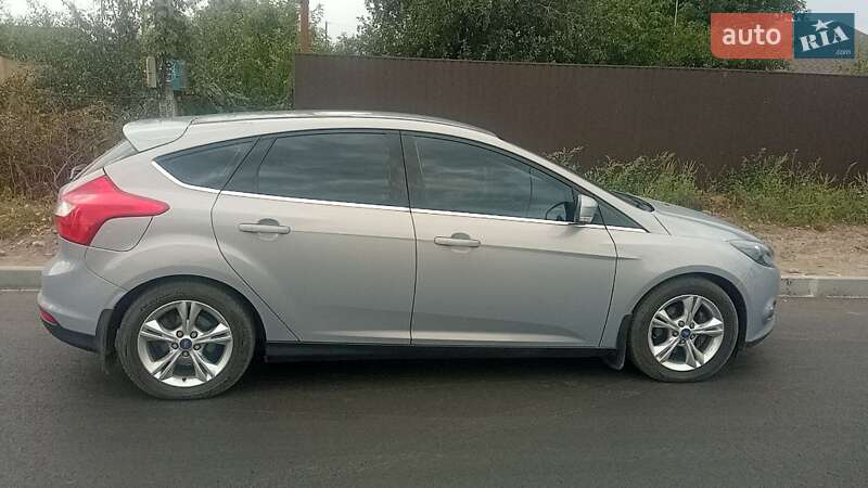 Хэтчбек Ford Focus 2013 в Харькове