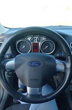 Универсал Ford Focus 2010 в 