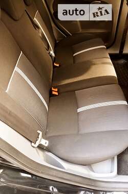 Универсал Ford Focus 2010 в 