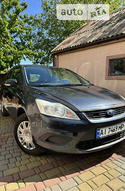 Хэтчбек Ford Focus 2010 в Полтаве