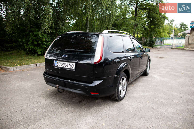 Універсал Ford Focus 2010 в Золочеві