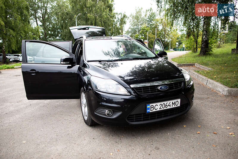 Универсал Ford Focus 2010 в Золочеве