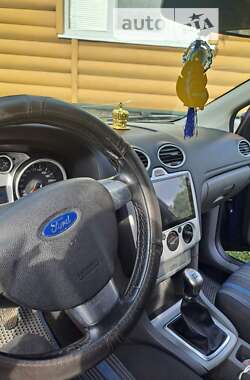 Универсал Ford Focus 2009 в Межгорье