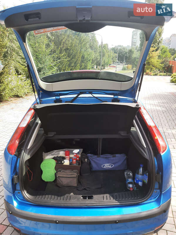 Хетчбек Ford Focus 2005 в Запоріжжі
