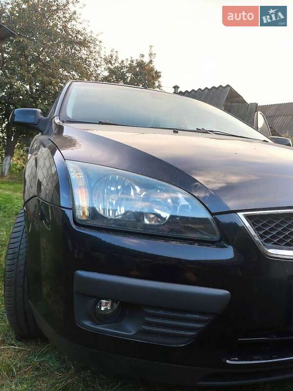 Универсал Ford Focus 2006 в Сарнах