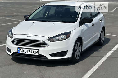 Седан Ford Focus 2015 в Днепре