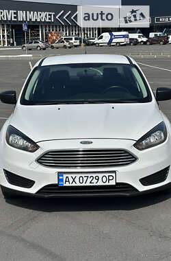 Седан Ford Focus 2015 в Днепре