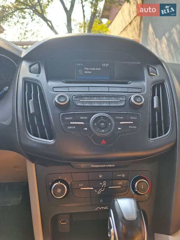 Седан Ford Focus 2015 в Львове