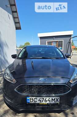 Седан Ford Focus 2015 в Львове