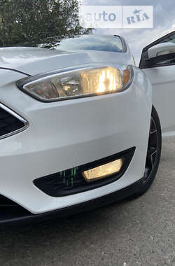 Хэтчбек Ford Focus 2013 в Киеве