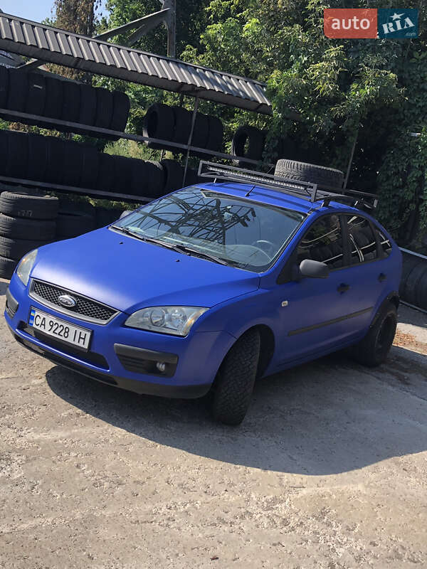 Хэтчбек Ford Focus 2005 в Киеве