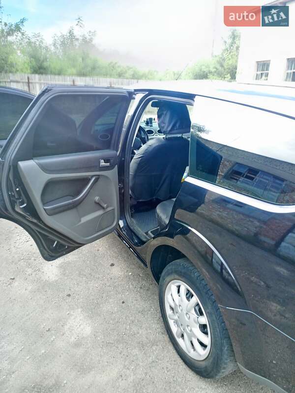 Универсал Ford Focus 2007 в Дубровице