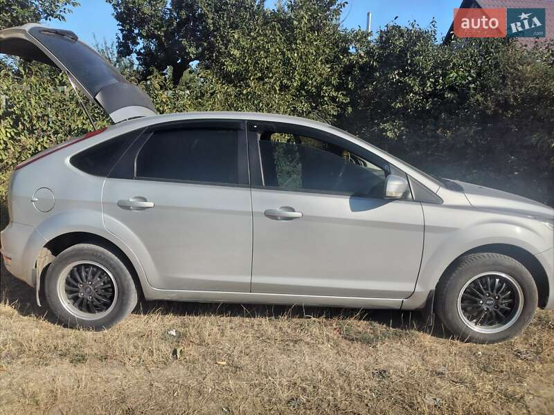 Хетчбек Ford Focus 2008 в Кропивницькому