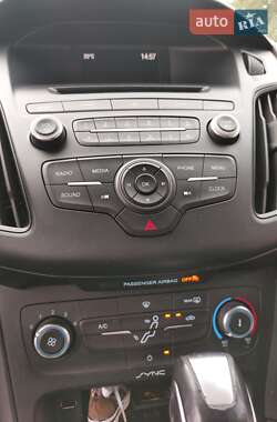 Седан Ford Focus 2015 в Киеве