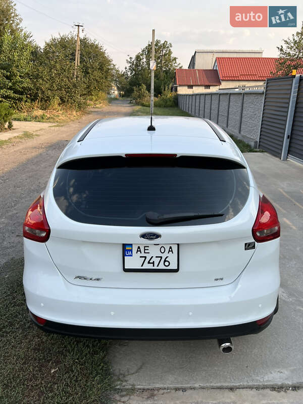 Хэтчбек Ford Focus 2015 в Днепре