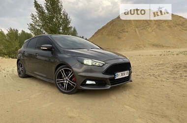 Хэтчбек Ford Focus 2015 в Кременчуге