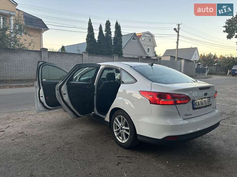 Седан Ford Focus 2017 в Києві