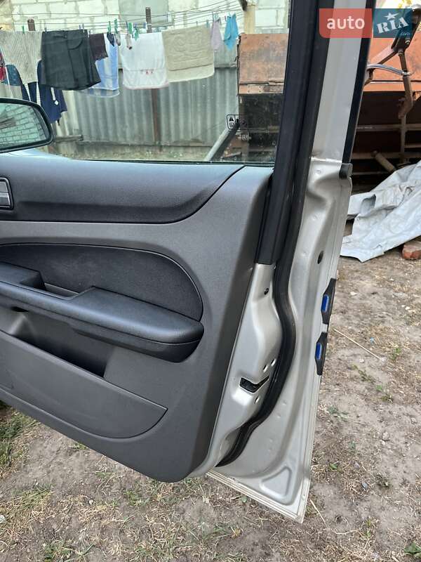 Седан Ford Focus 2007 в Харькове