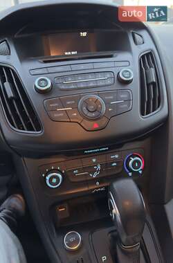Седан Ford Focus 2015 в Киеве