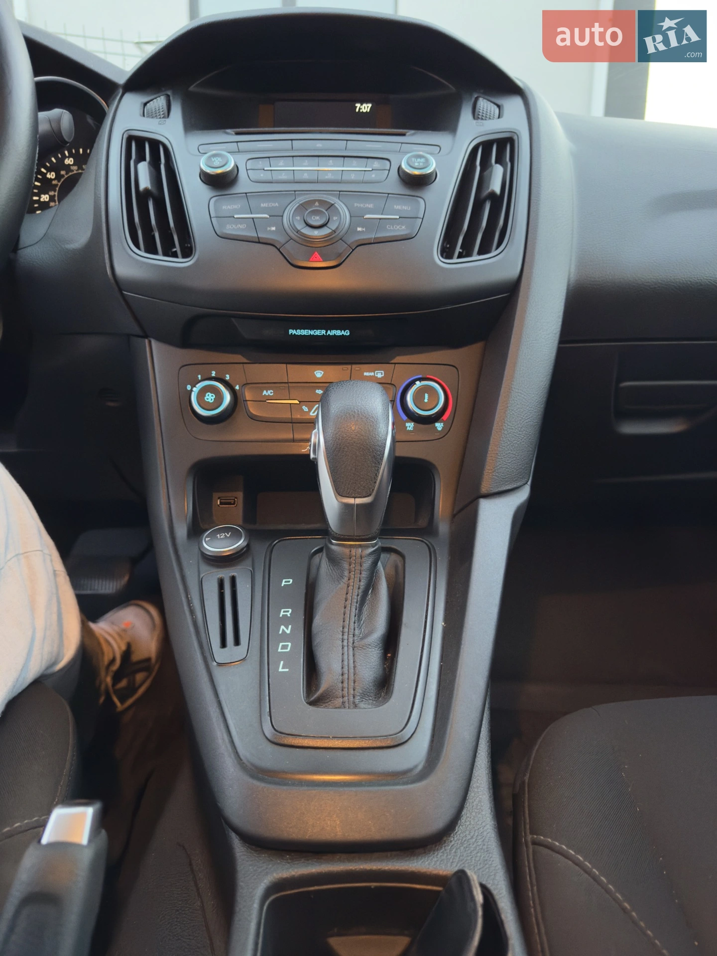 2015 Ford Focus - мініатюра 9
