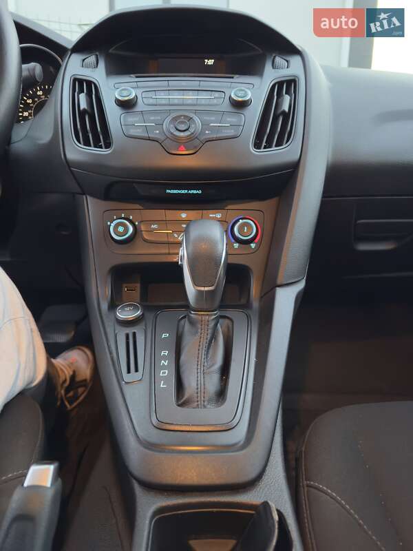 Седан Ford Focus 2015 в Киеве