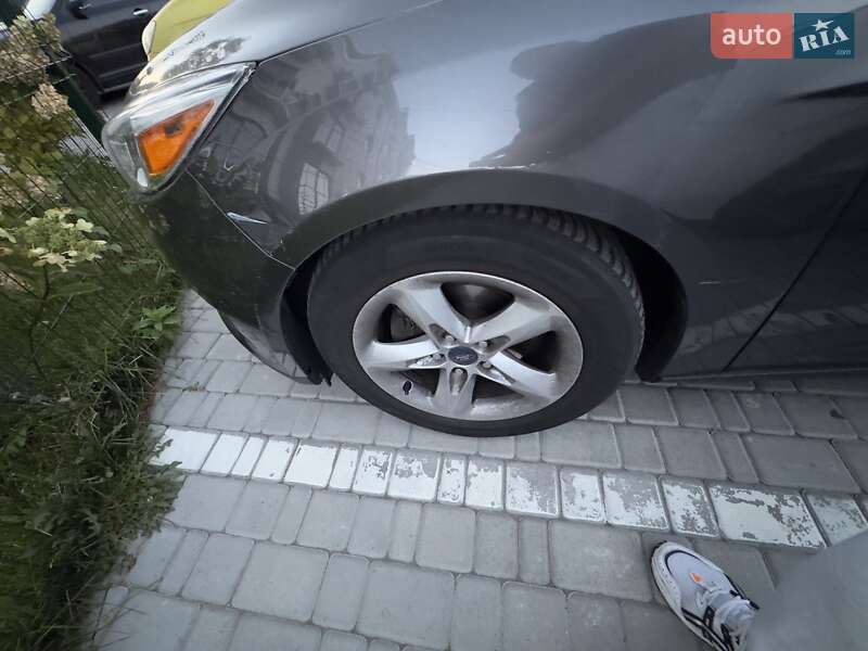 Седан Ford Focus 2015 в Киеве