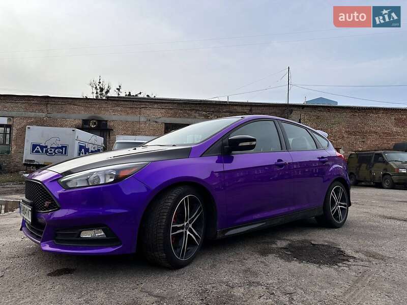 Хэтчбек Ford Focus 2018 в Киеве