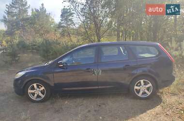 Универсал Ford Focus 2010 в 