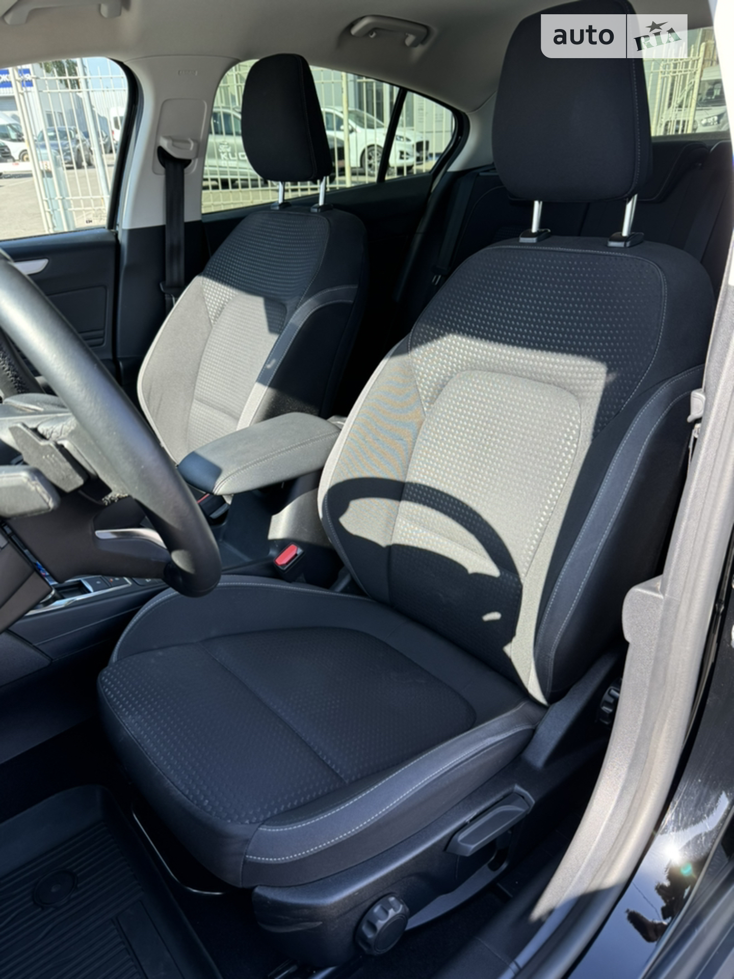 2019 Ford Focus - мініатюра 14