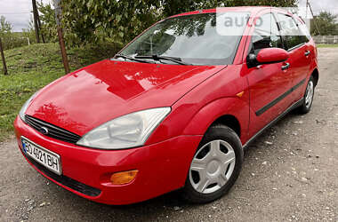 Хэтчбек Ford Focus 2000 в Збараже