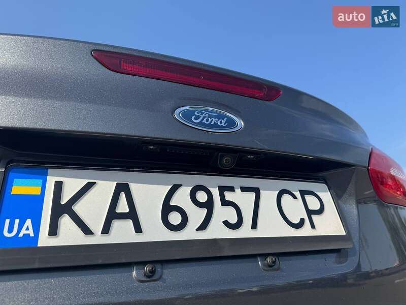 Седан Ford Focus 2017 в Киеве